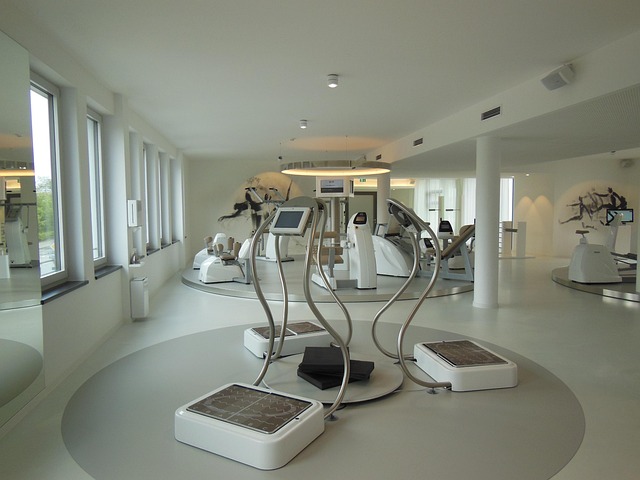 Crosstraining i stuen: Skab dit eget fitnesscenter hjemme